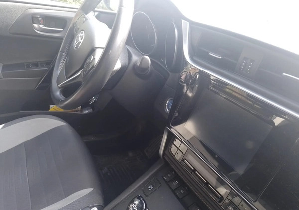 Toyota Auris cena 53500 przebieg: 172000, rok produkcji 2015 z Lubartów małe 22